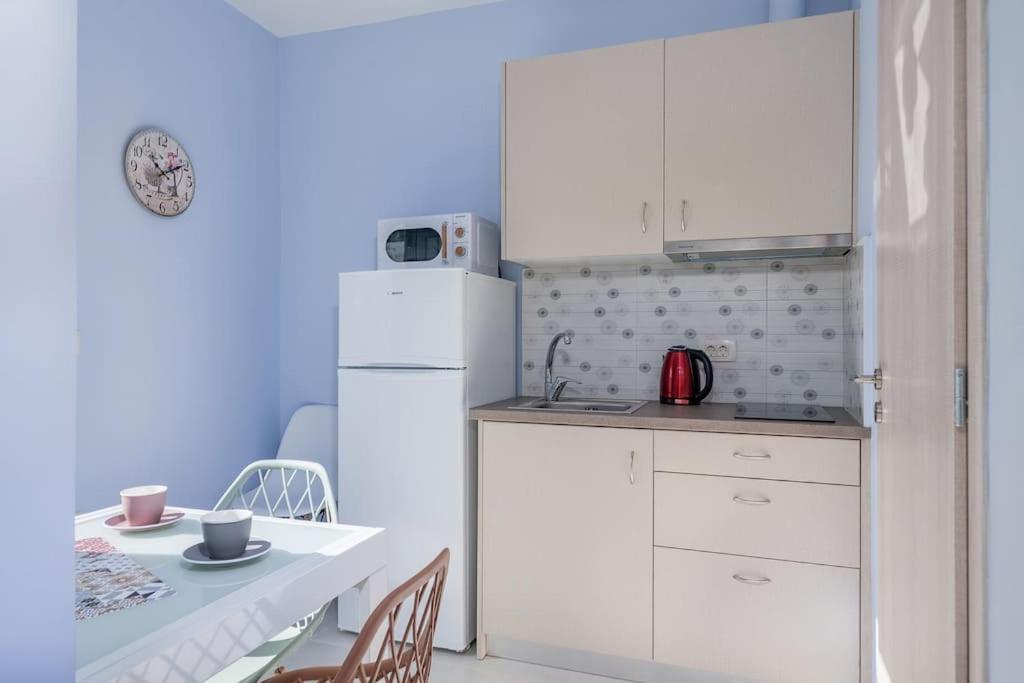 M City Apartments, Garden 1 Ханья Экстерьер фото
